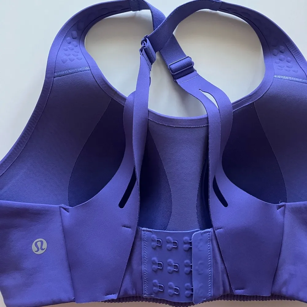 lululemon athletica Air Support Bra Charged Indigo/Lavender Fog -Size 34D - Image 7