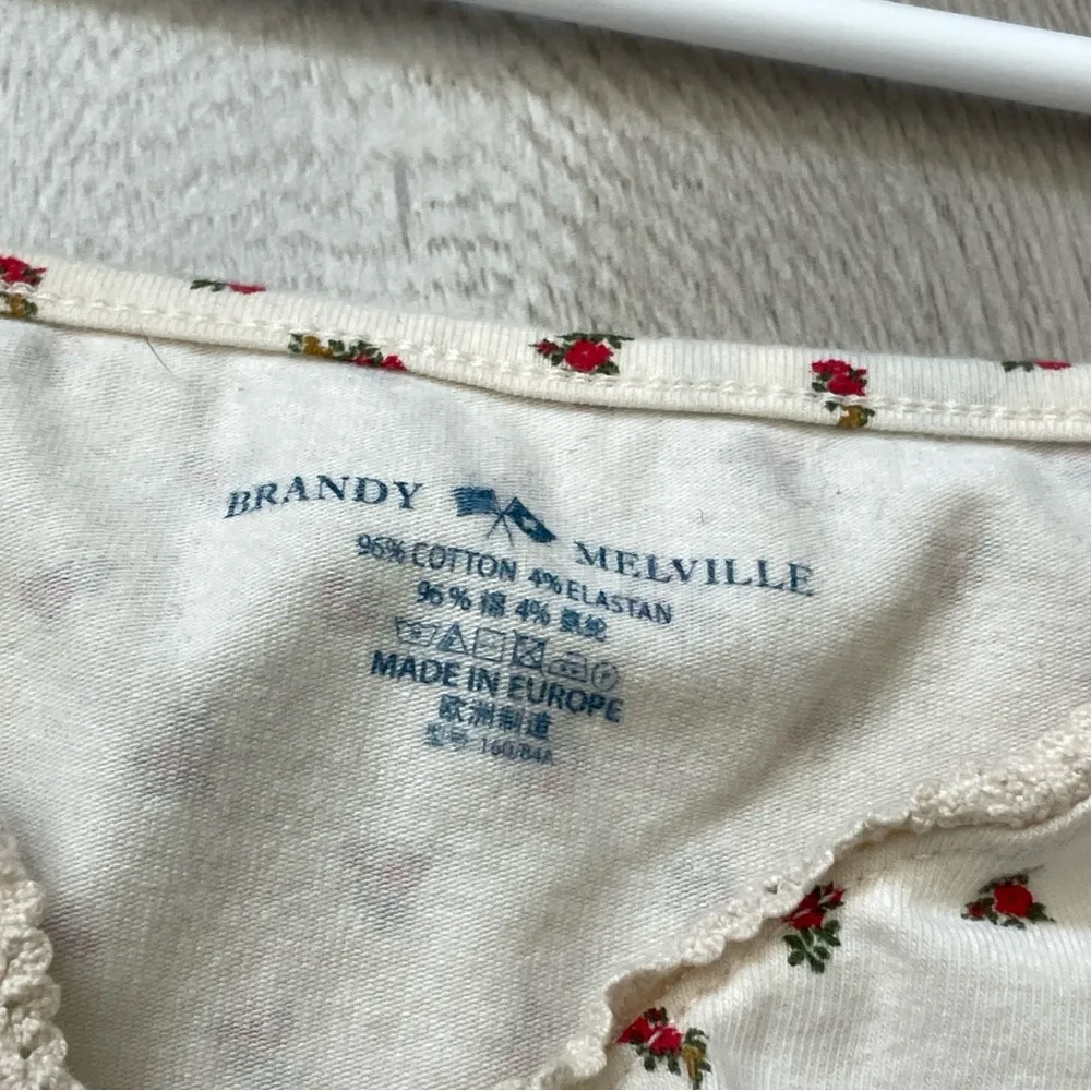 Brandy Melville Tank Top floral tiffany womens Cream (one size) coquette summer - Image 2