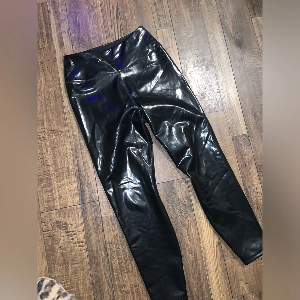 Nwot carbon38 high rise latex legging small $98 athletic yoga spring casual goth Black - Image 6