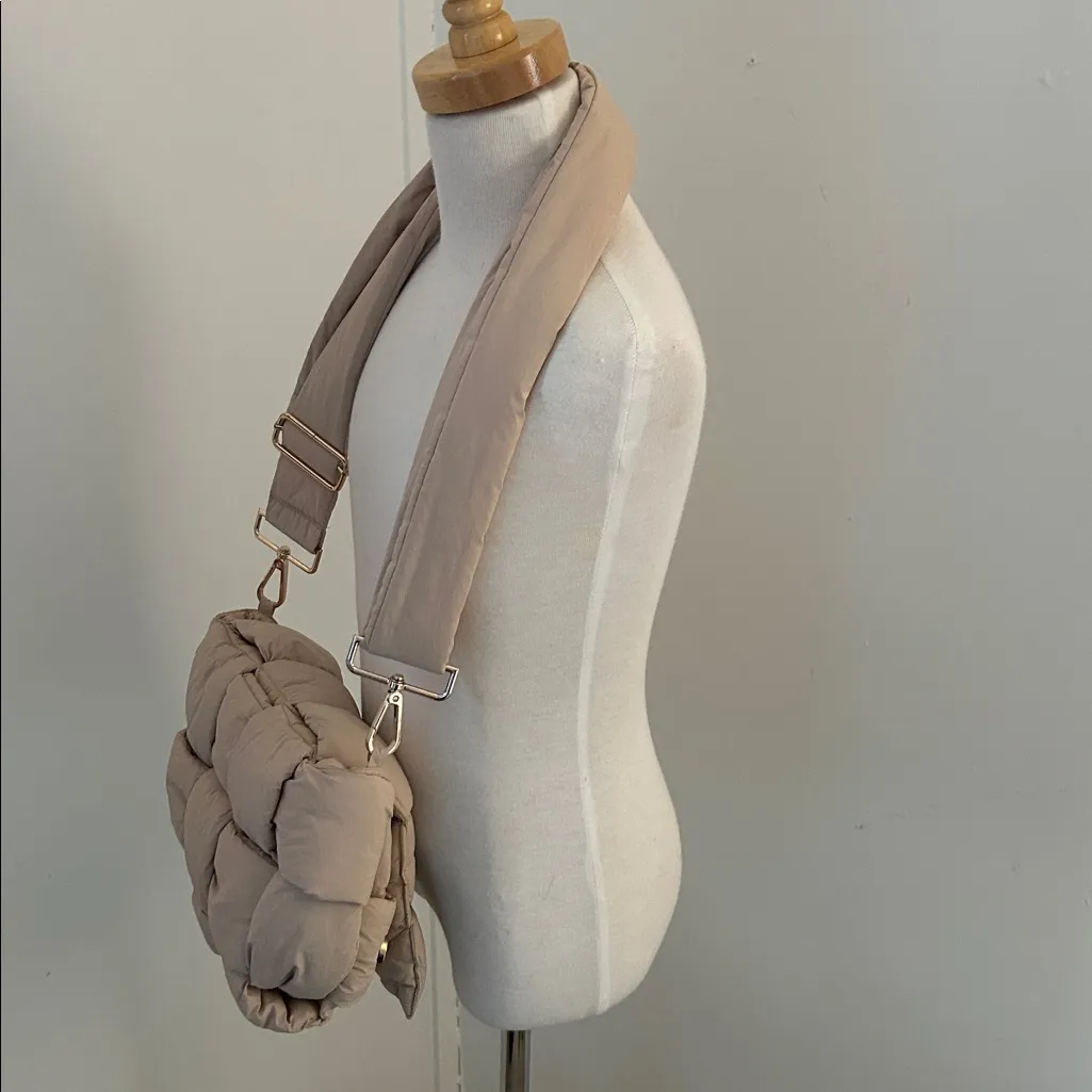 Tan Quilted puffer Crossbody Bag - Image 7