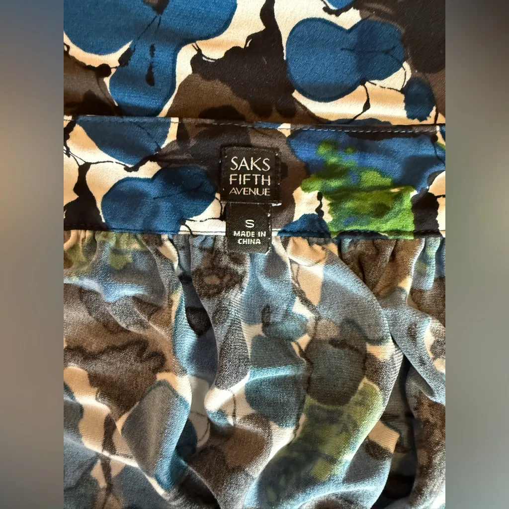 Saks Fifth Avenue Floral Print Midi Short Sleeve Dress Small - Image 2