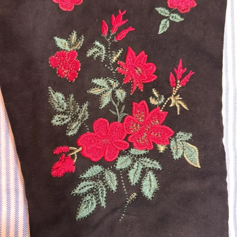 NEW LISTING - Image 5