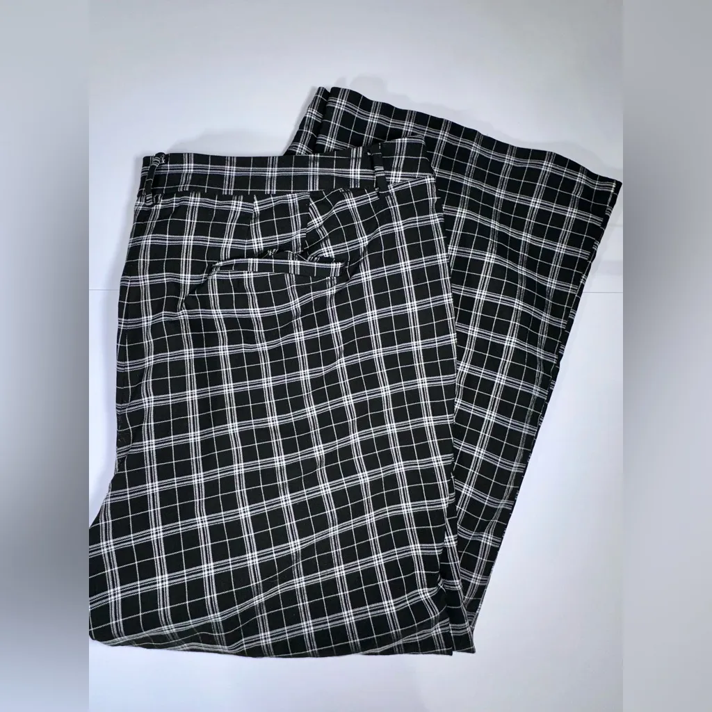 Preloved LANE BRYANT Wide-leg dress‎ pants - 22 - callout? - Image 3