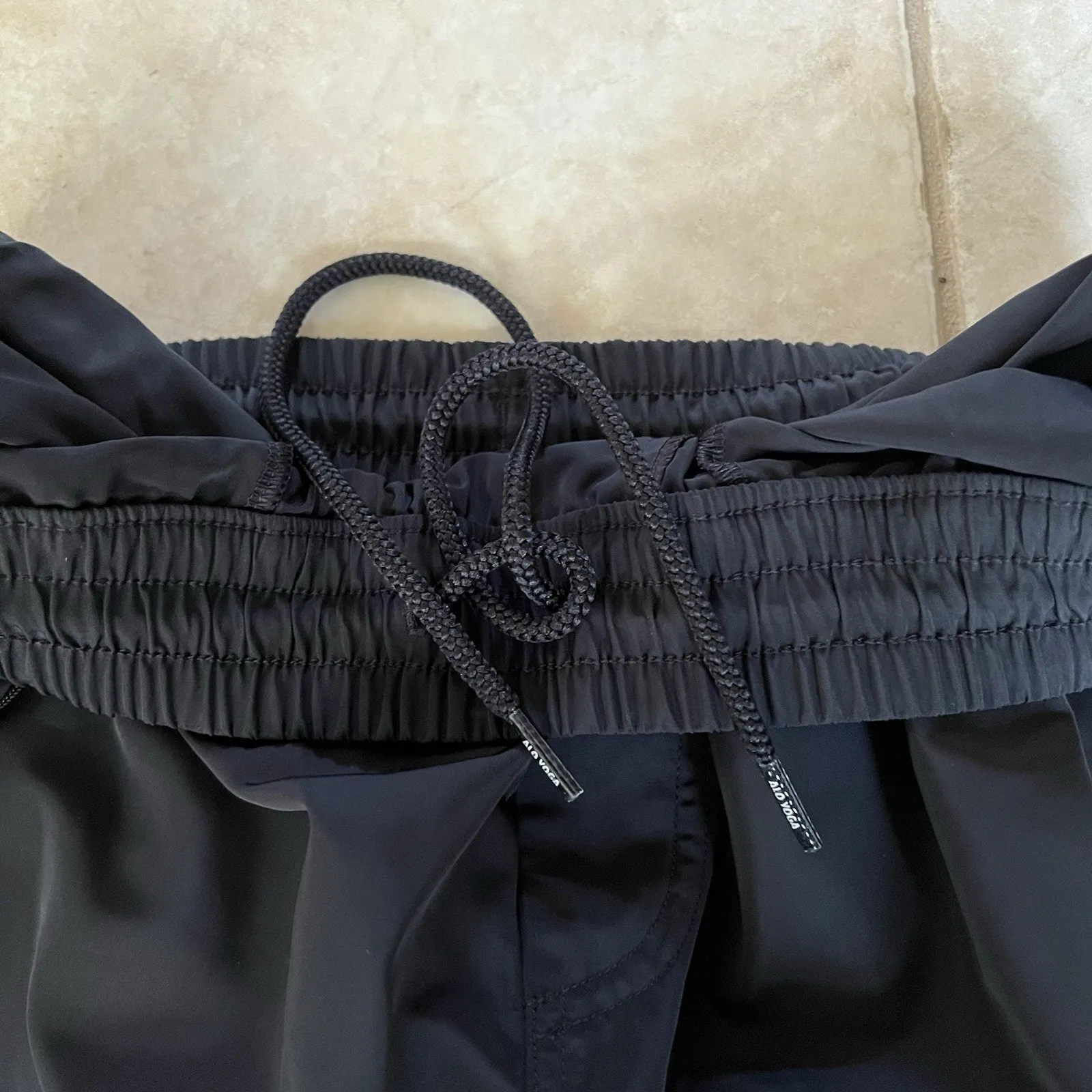 ALO Yoga Courtside Tearaway Side Snap Button Pant Women’s Size XS Triple Black - Image 8