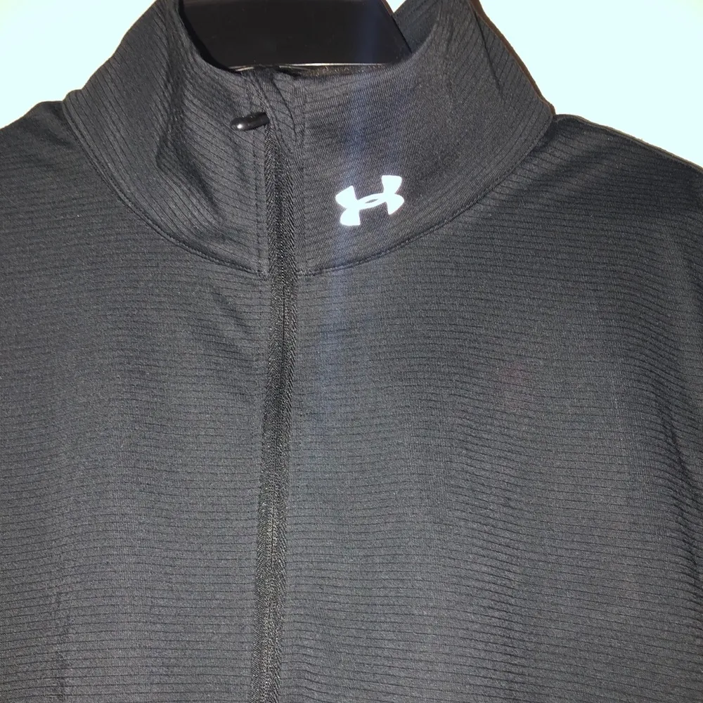 🆕 Under Armour Long Sleeve Half Zip Top - Image 3