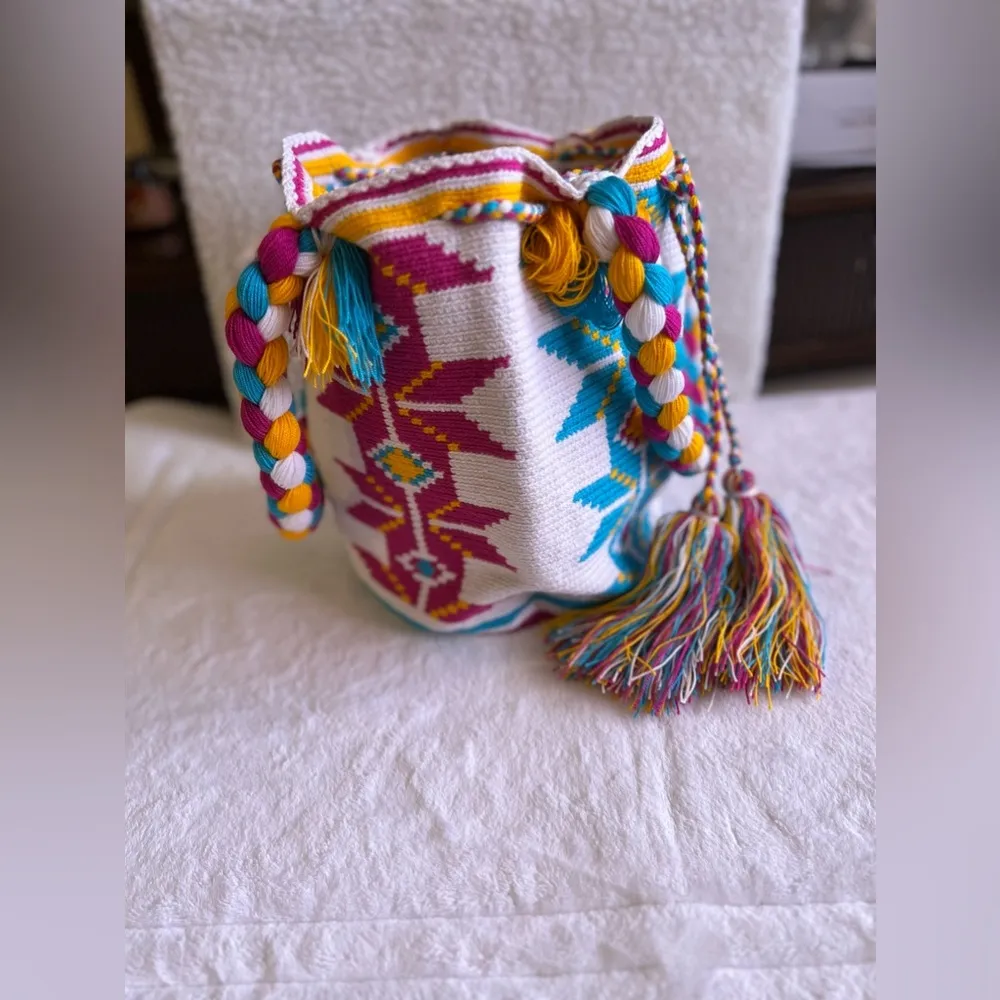 Indigenous Colombian Wayuu Mochila Bag 4 colors bohemian boho artesanal knitting Pink - Image 12