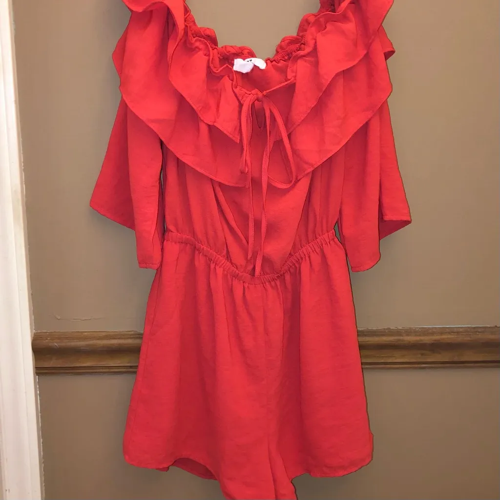 Jack by‎ BB Dakota Showstopper Off Shoulder Ruffle Romper Red XS - Image 3