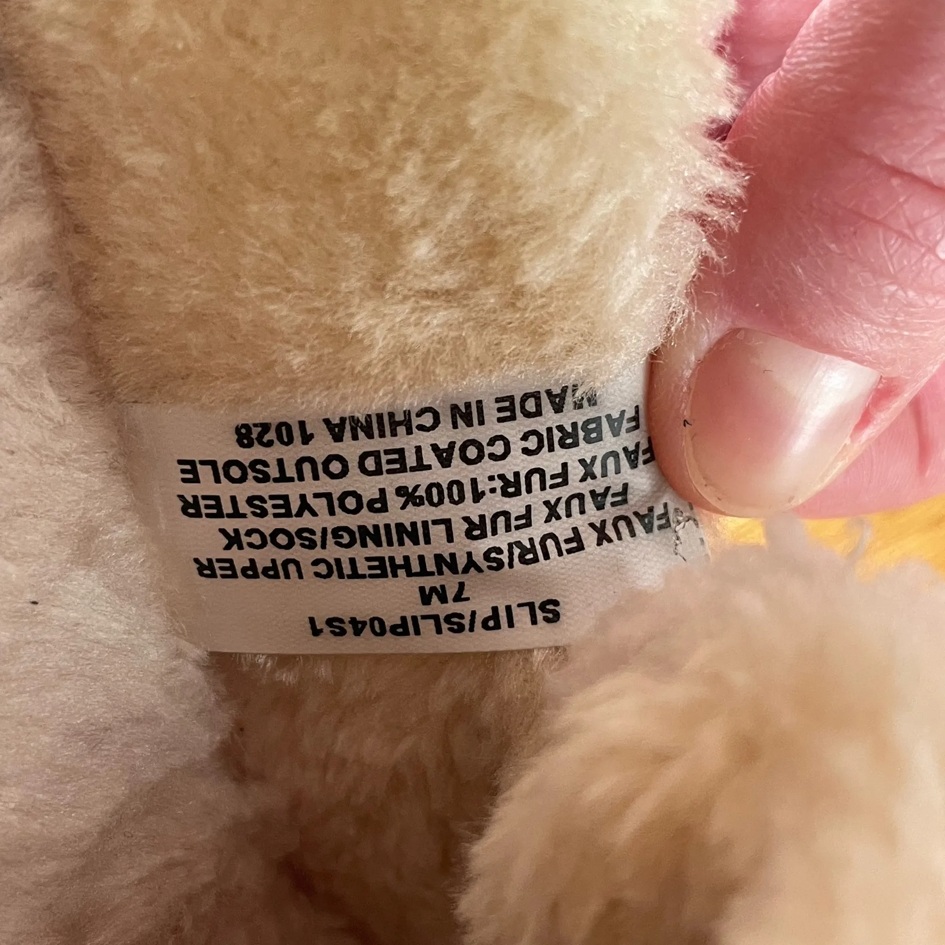 Steve Madden Faux Fur Loafers Slippers Women’s Size 7 Beige Cozy Slip-On - Image 5