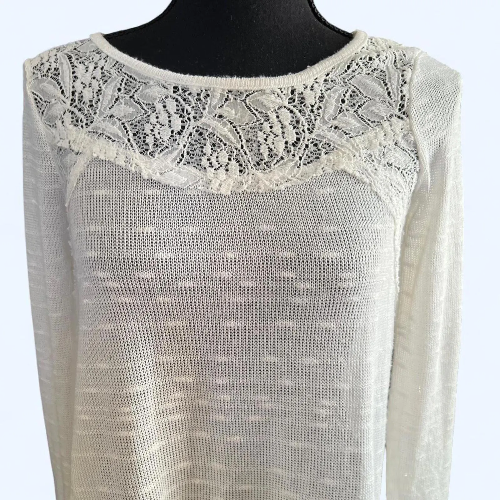 Cream American Rag lace - Image 2