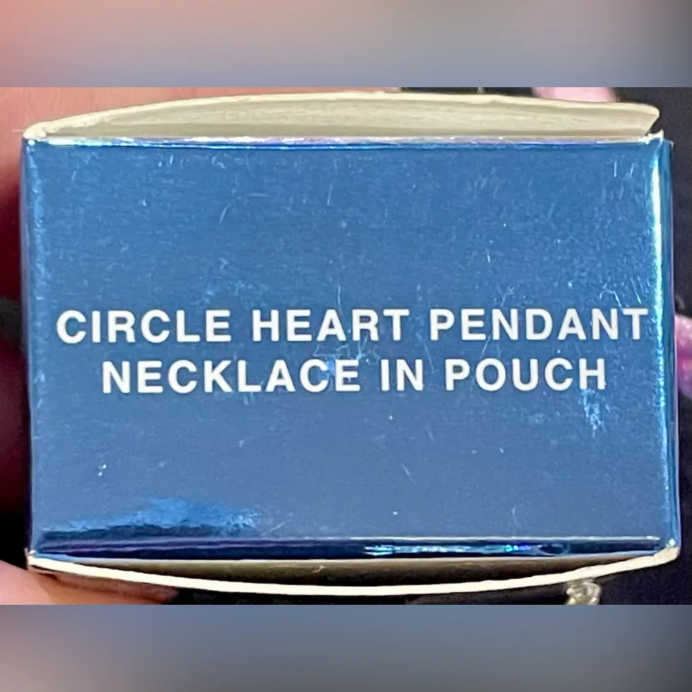 Vintage AVON Crystal Circle Heart Pendant Necklace in Pouch #F3098681 - Image 3