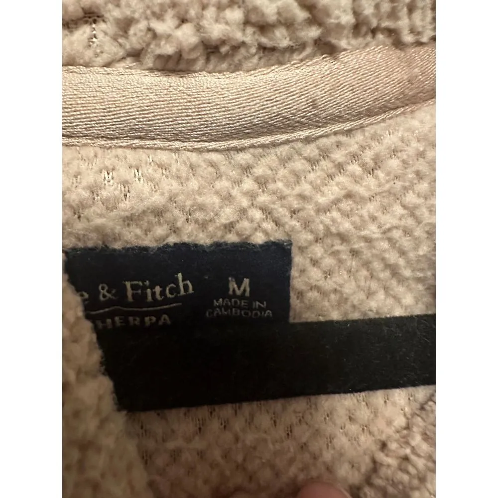 Abercrombie & Fitch Soft A&F Sherpa Hoodie Brown Size Medium - Image 4