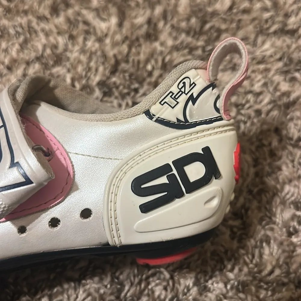 Sidi Cycling Shoes Pink Size 39 - Image 10