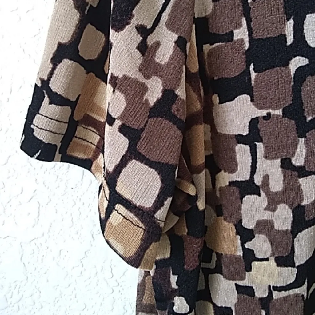 FINAL MARKDOWN Ladies' Jaclyn Smith Printed Top (L) - Image 4