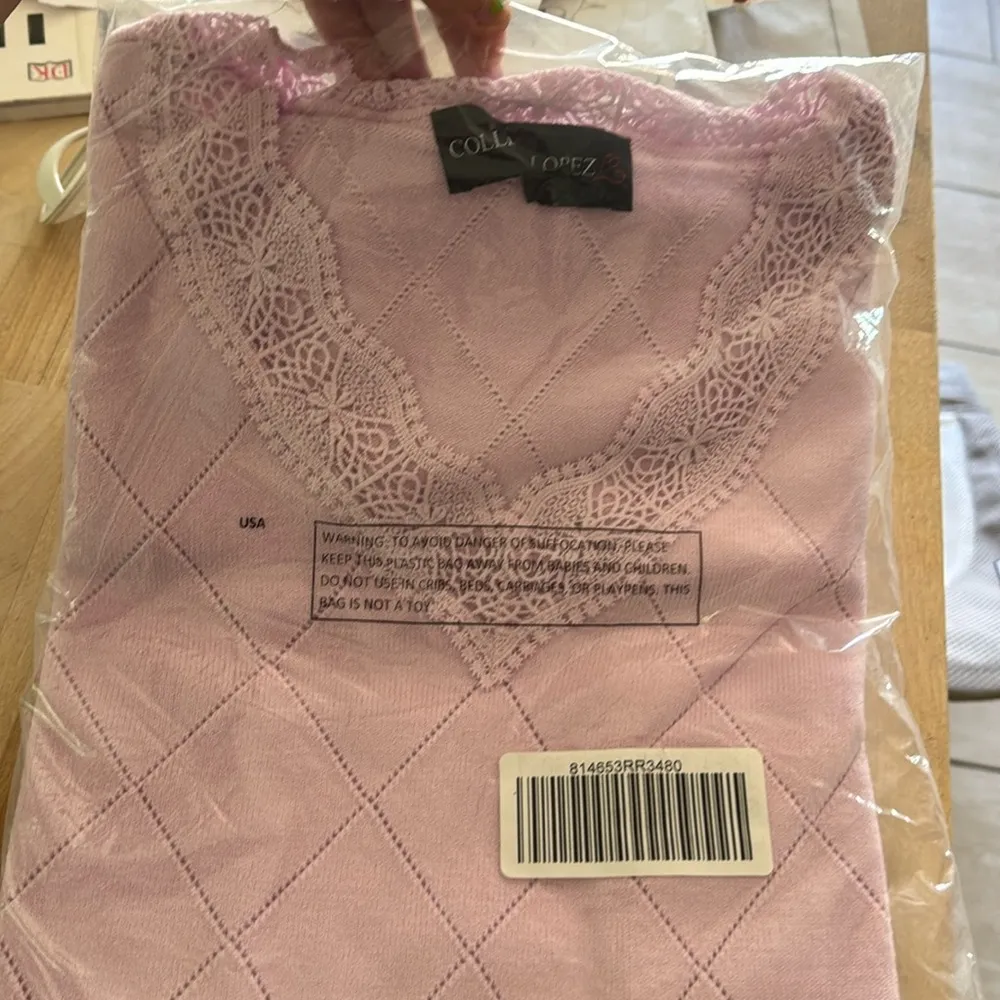 Colleen Lopez Pink Purple Pointelle Lace Collar V Neck Diamond Knit Sweater XS - Image 2