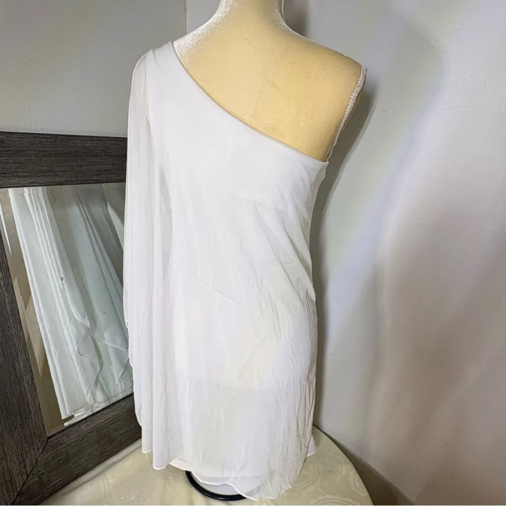 Emerald Sundae One-Shoulder White Dress - Image 9