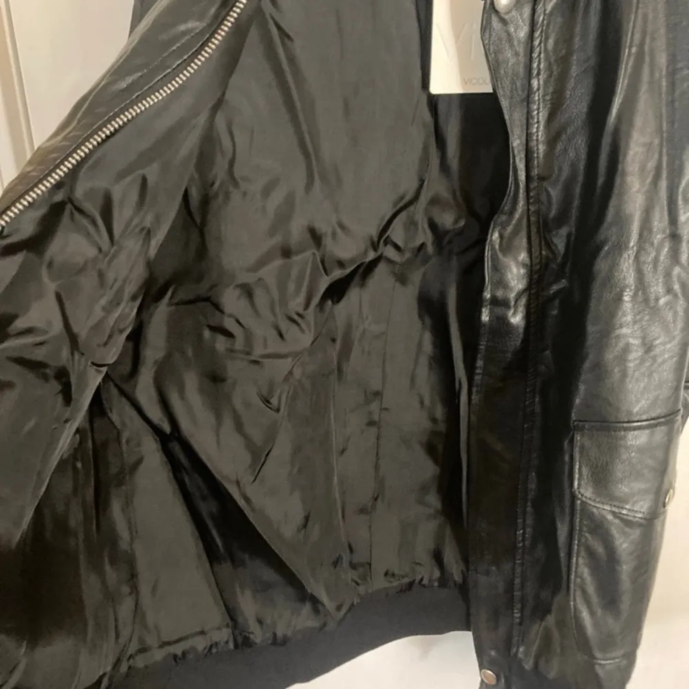 ViCOLO women’s M medium full zip black pleather sleeveless vest moto jacket - Image 5