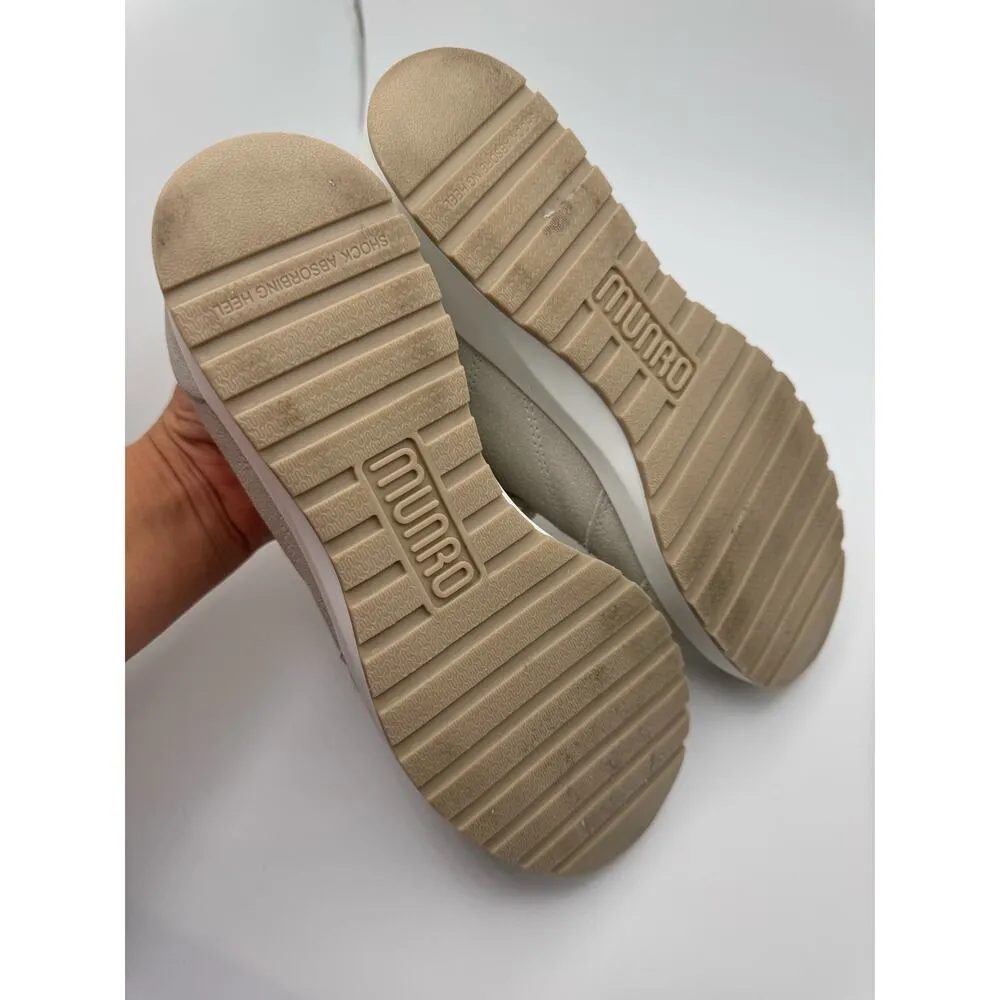 Munro Sutton leather Sneaker in gray silver  size 7.5M - Image 9