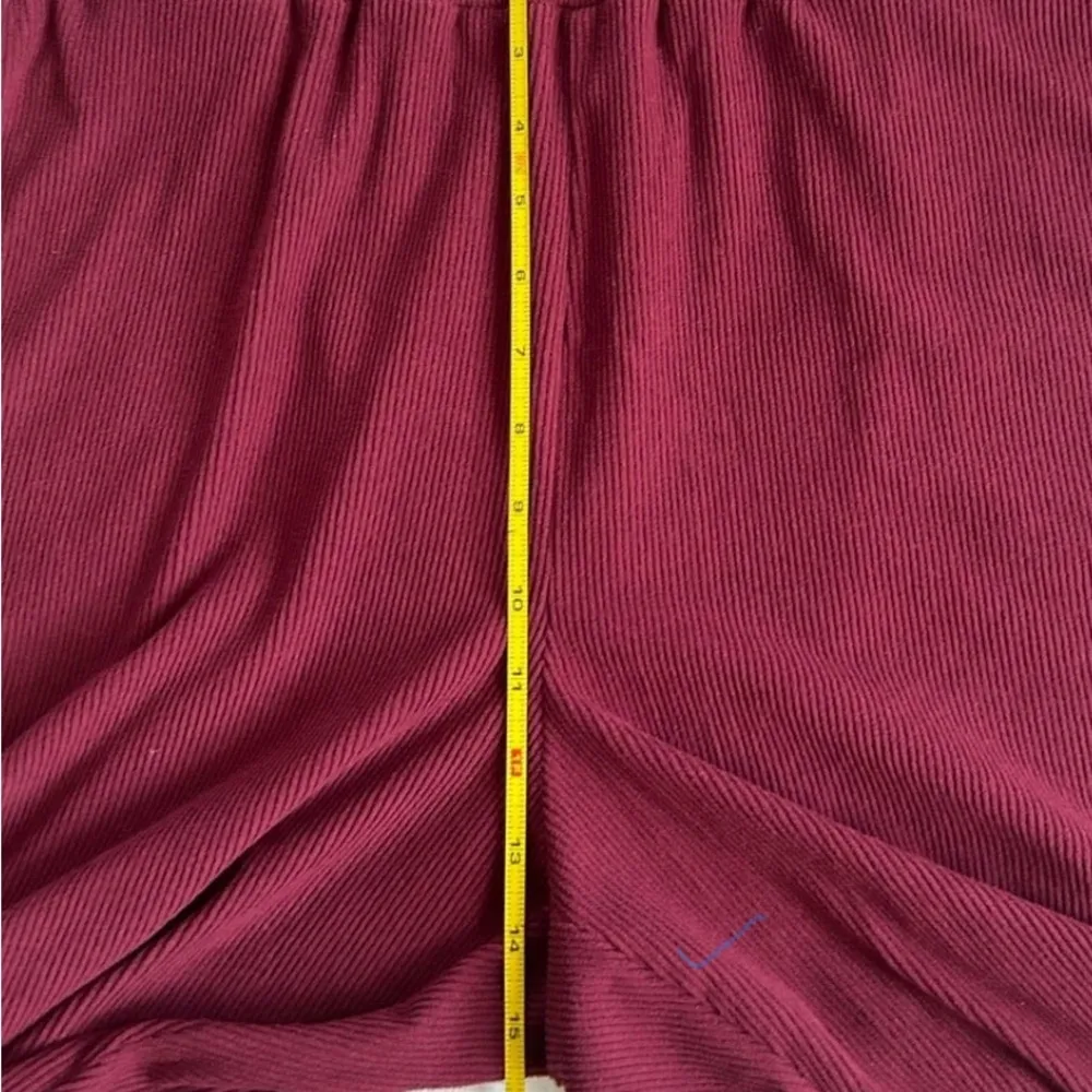 MICHAEL KORS
Women's Maroon Rib Knit Kick
Flare High Waist Pants XL - Image 7