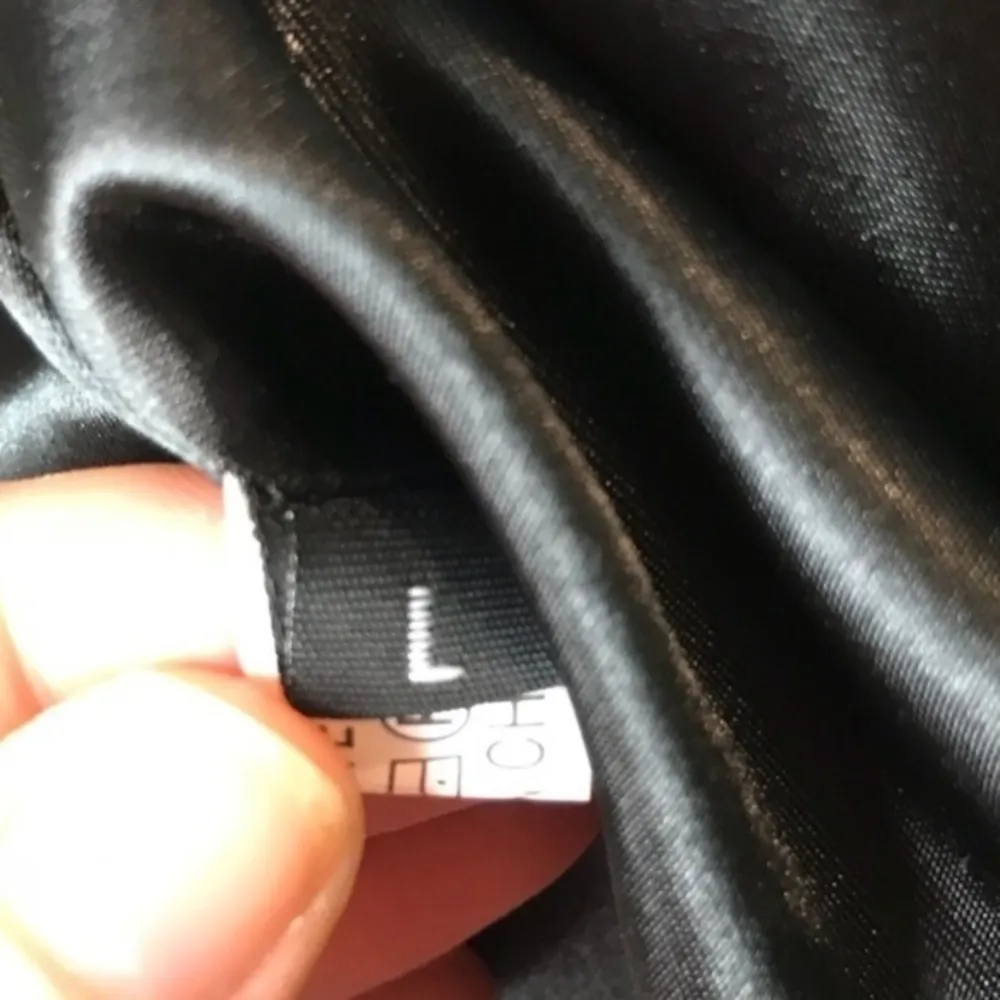 Elian’s Trading Co. • NWT Grey Black Faux … Size L - Image 79