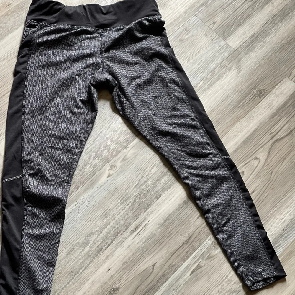 Danskin ~Juniors active wear pants - Image 2