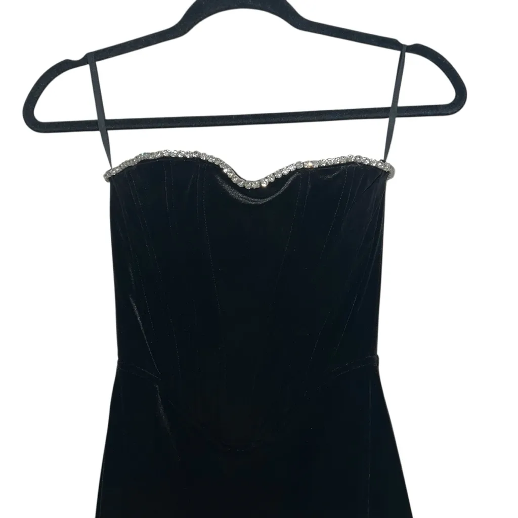 Khanum’s Karyln Strapless Black Velvet Maxi Gown With Diamanté Detail - Image 5