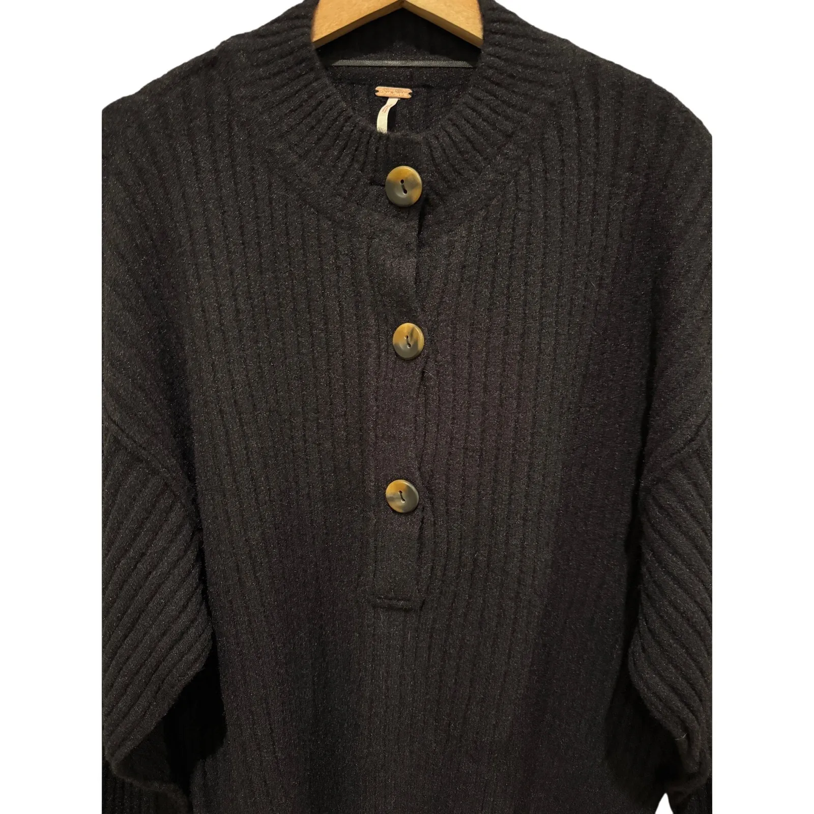 Free People Cocoa Rib Henley Sweater Size Small - Image 9