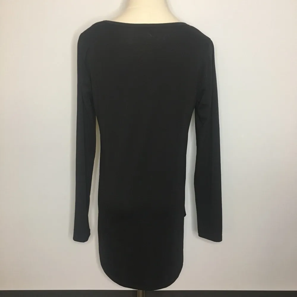 LULAROE Lynnae Solid Black Long Sleeve Shirt Small - Image 4