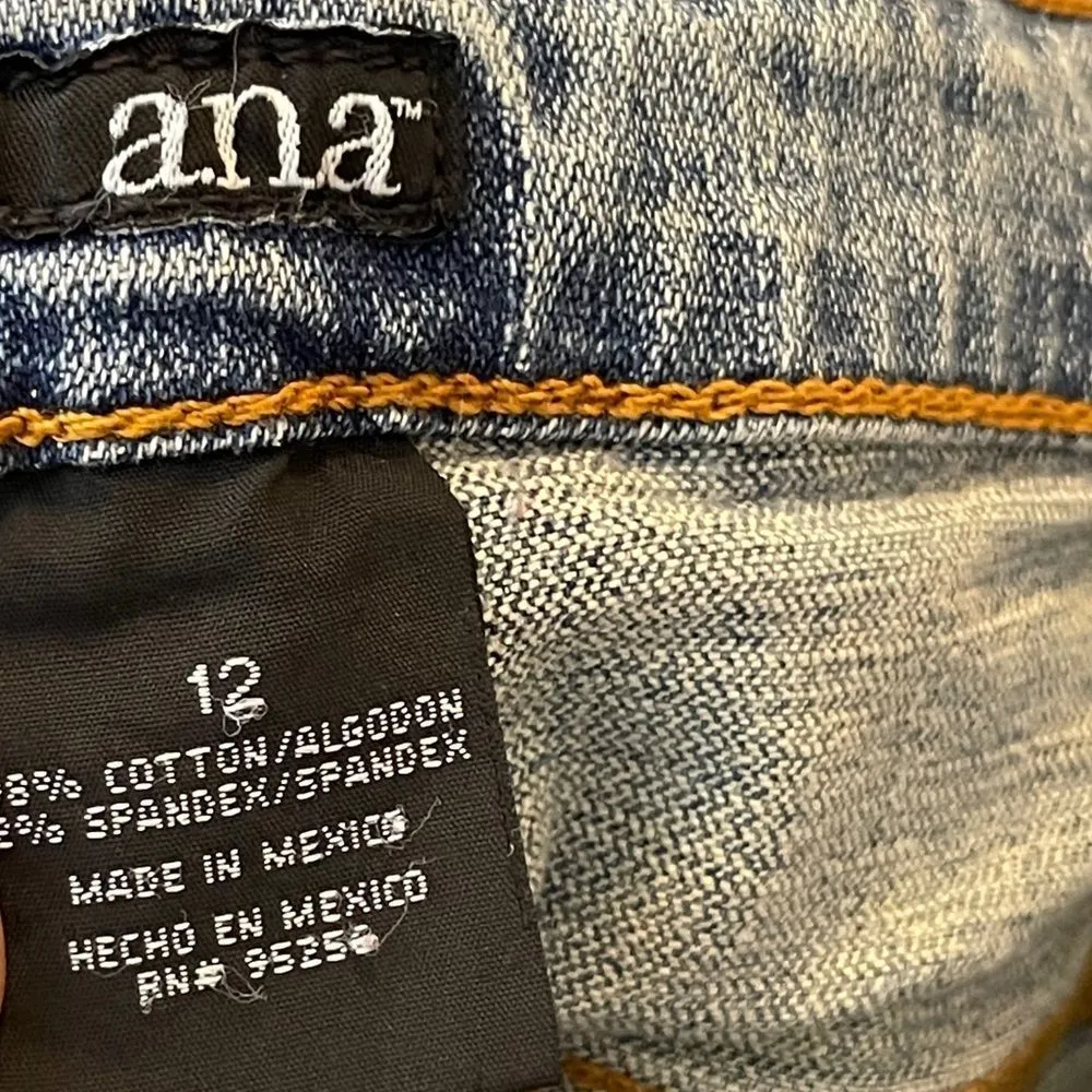 ANA‎ Embroidered Jeans - Image 8