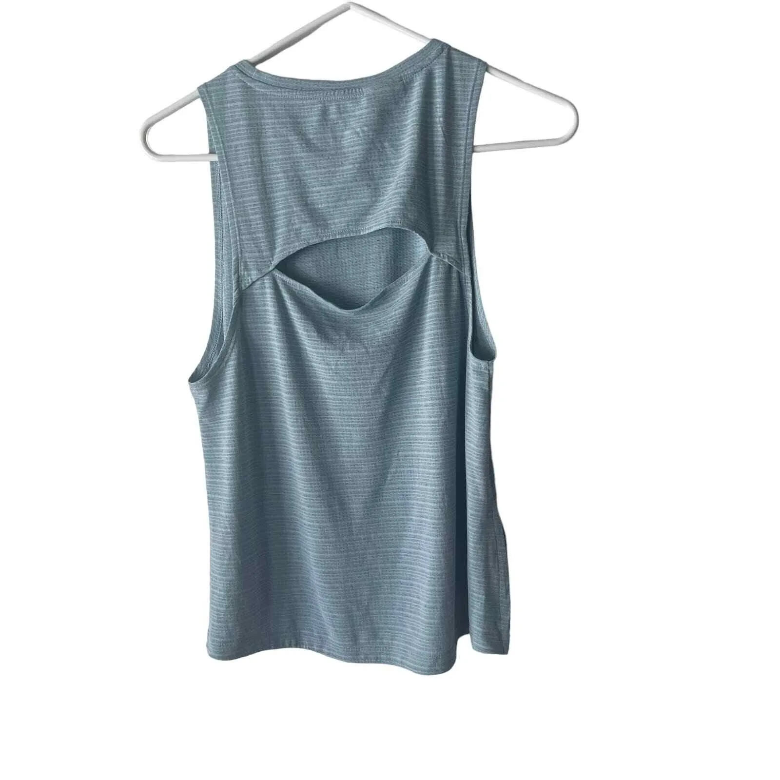 Adidas Size Small Light Blue Clima Chill Tank Top Open Back‎ - Image 4