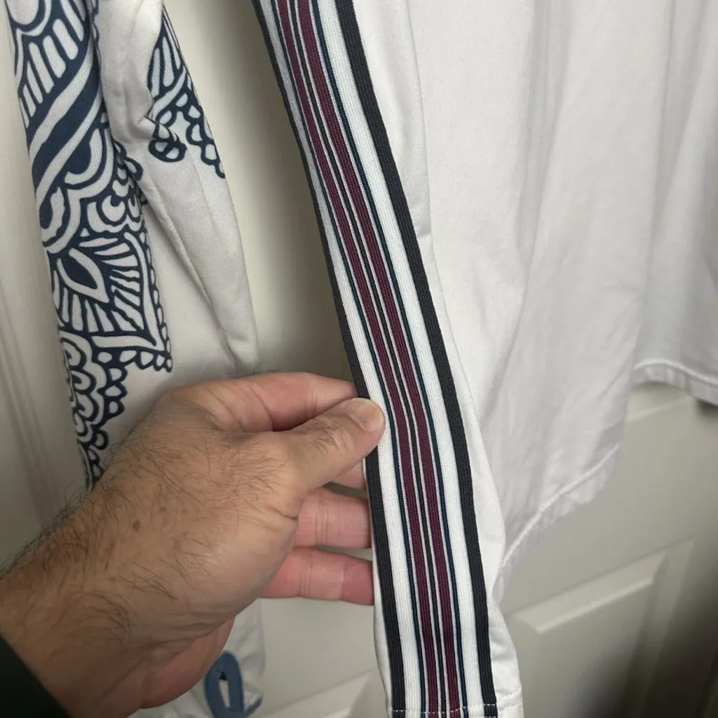 Athleta Tribal Bohemian Quarter Zip Top Thumb Holes Long Sleeve Women’s Smalll - Image 4