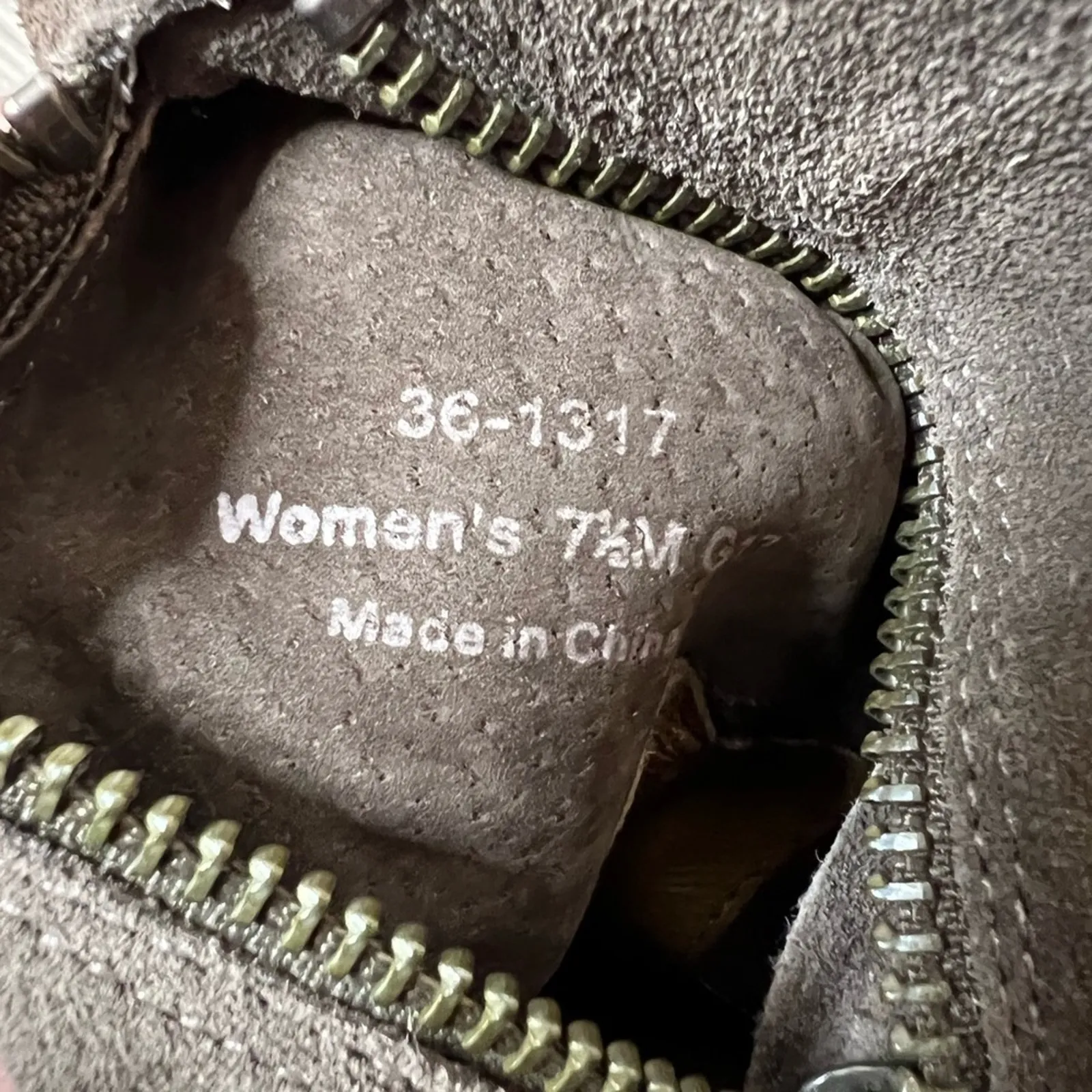 H. S. Trask whipstitch suede boots taupe sz 7.5 Brown - Image 4