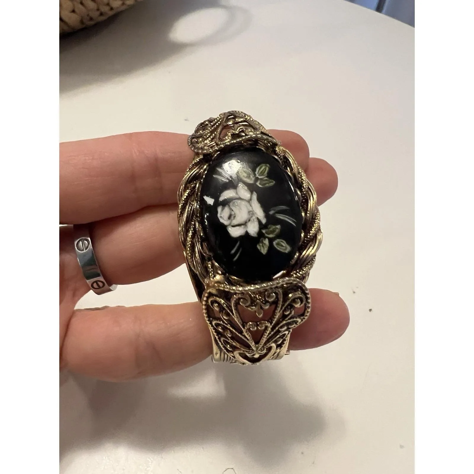 Vintage Y2K Black Filigree Hinged Bracelet Gold Tone Painted Rose - Image 3