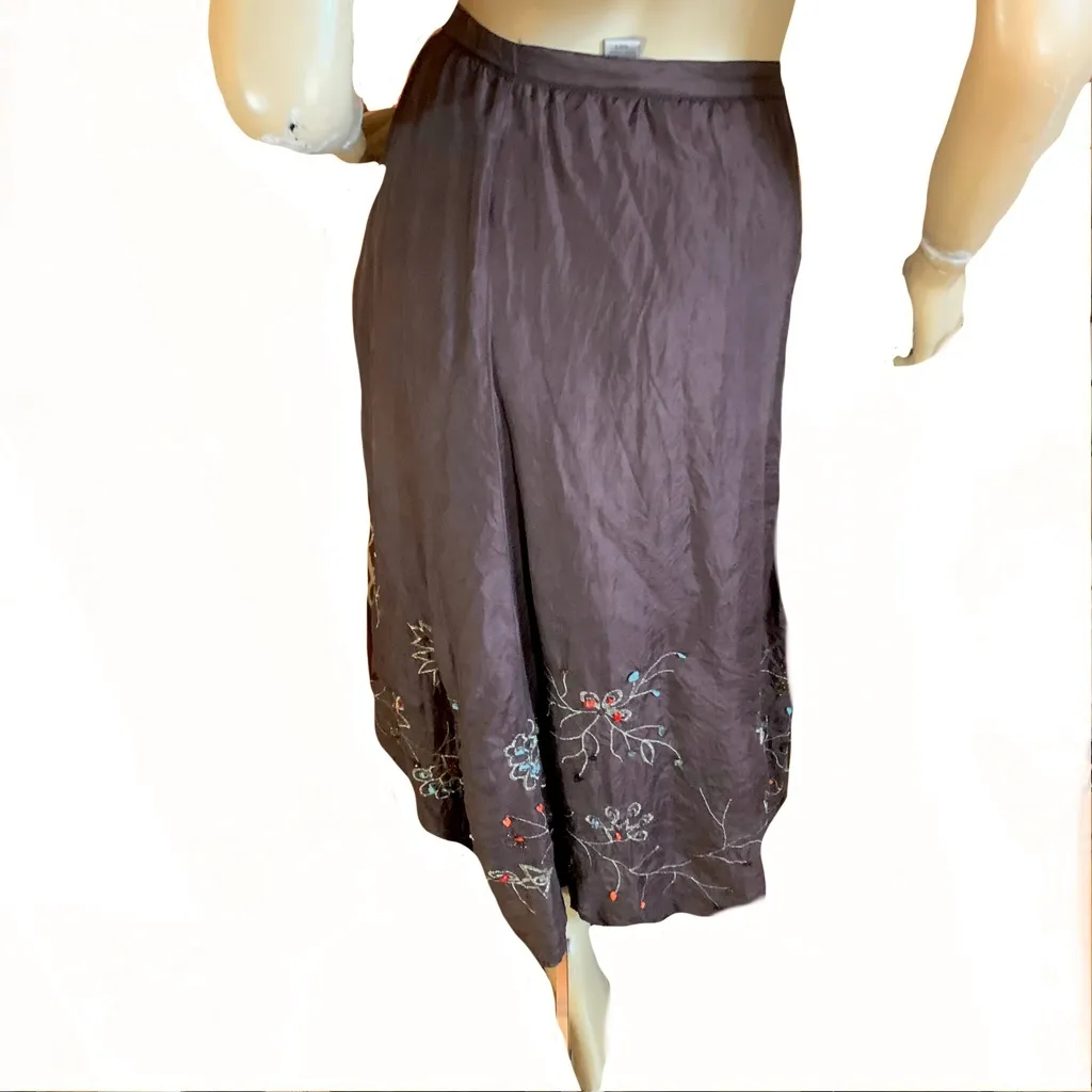 CHICO'S BROWN BEADED FLORAL PRINT SILK MIDI SKIRT (3/XL) - Image 4
