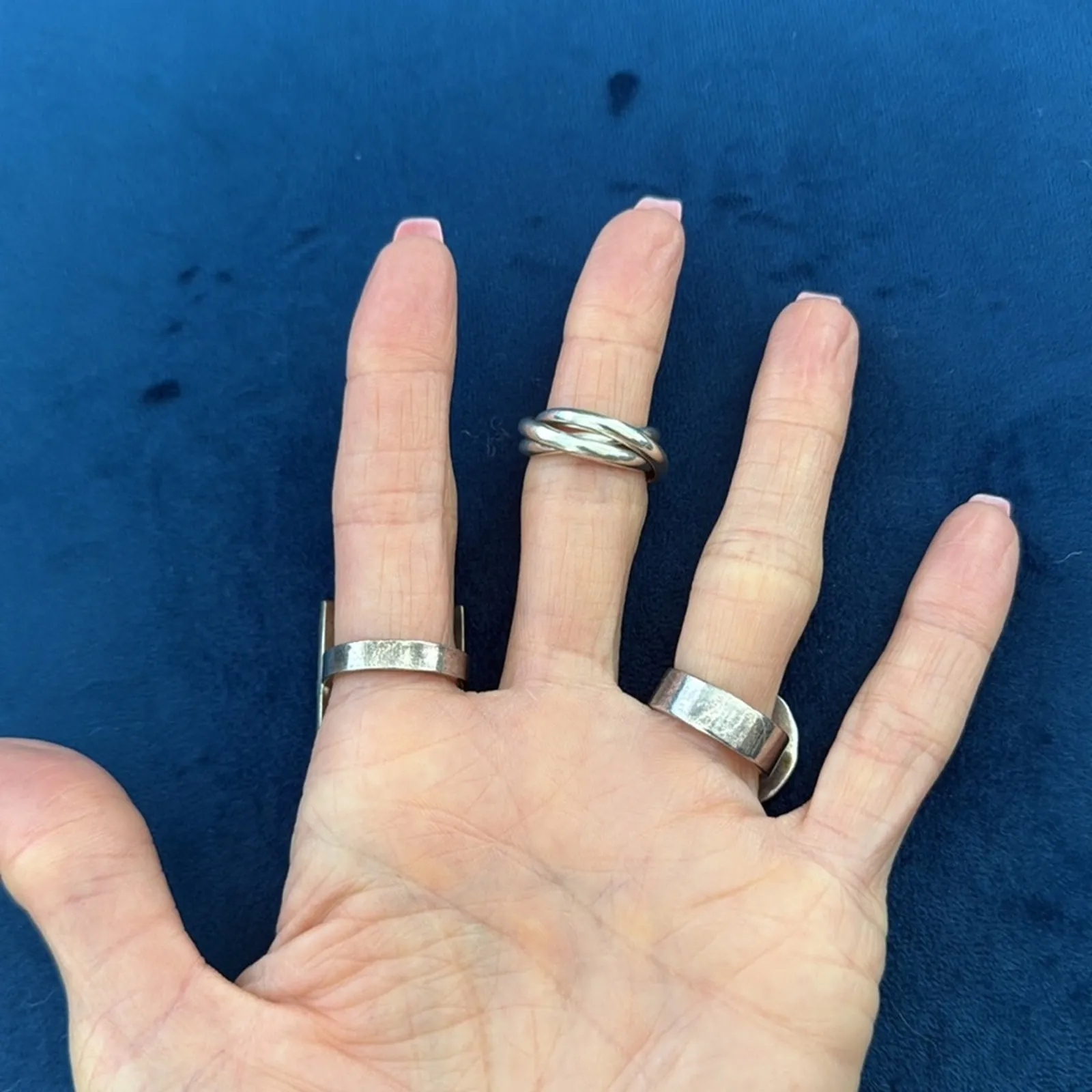 Three Piece Unbranded Sterling Silver Ring Set - Image 2