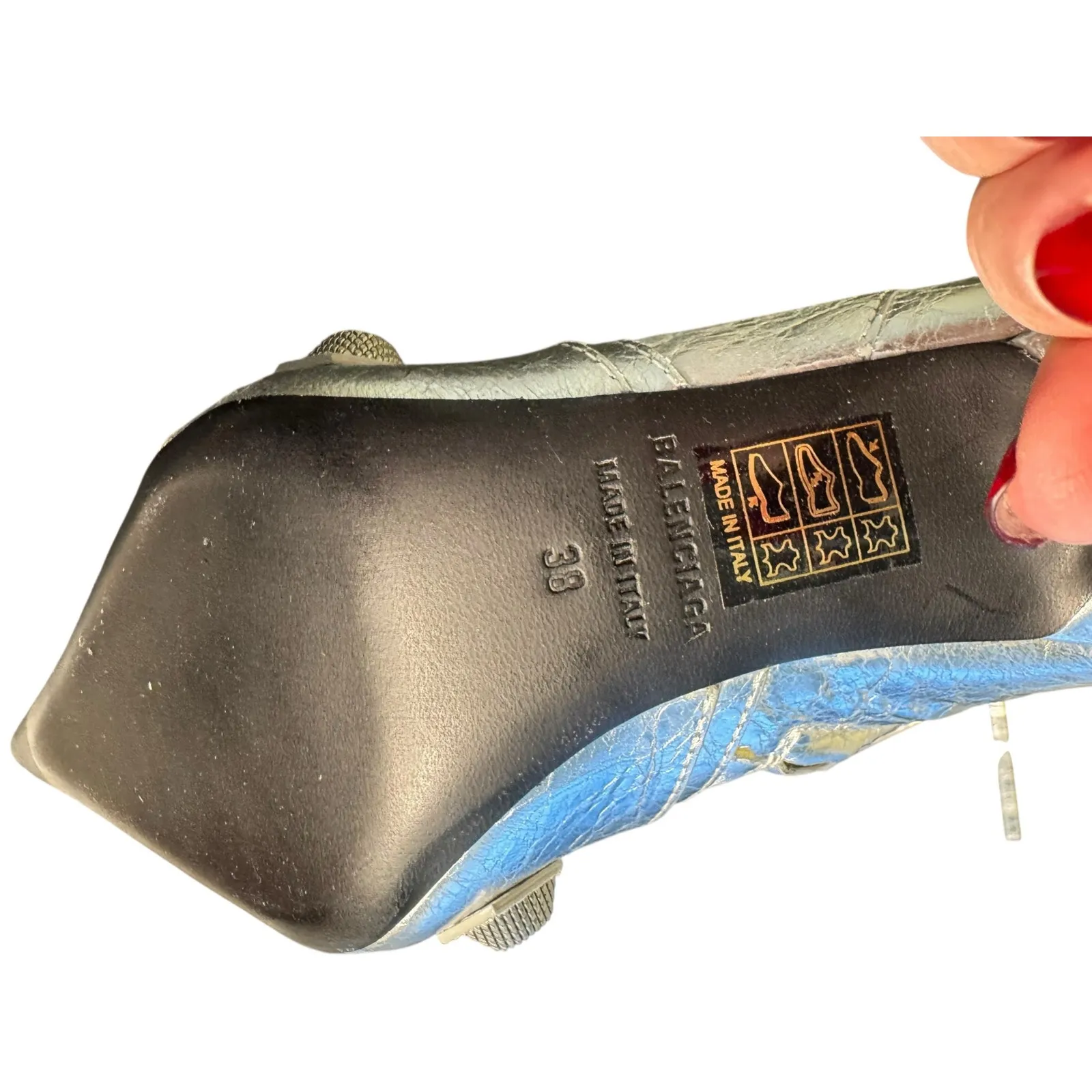 Balenciaga NIB Le Cagole Studded Crinkle Leather Ankle Boots in Silver Size 38 - Image 10