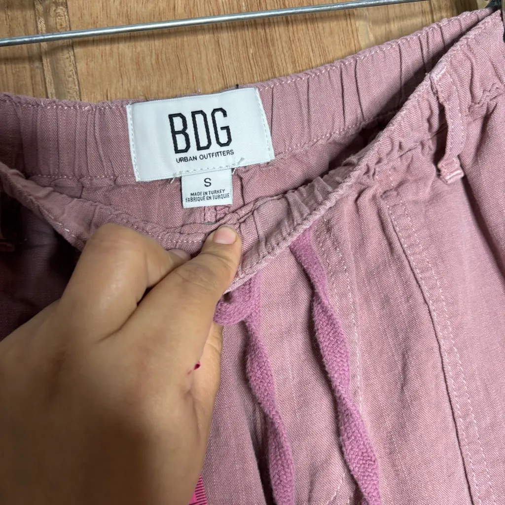 BDG Dusty Pink Wide Leg Cargo baggy women’s Pants size S - Image 4