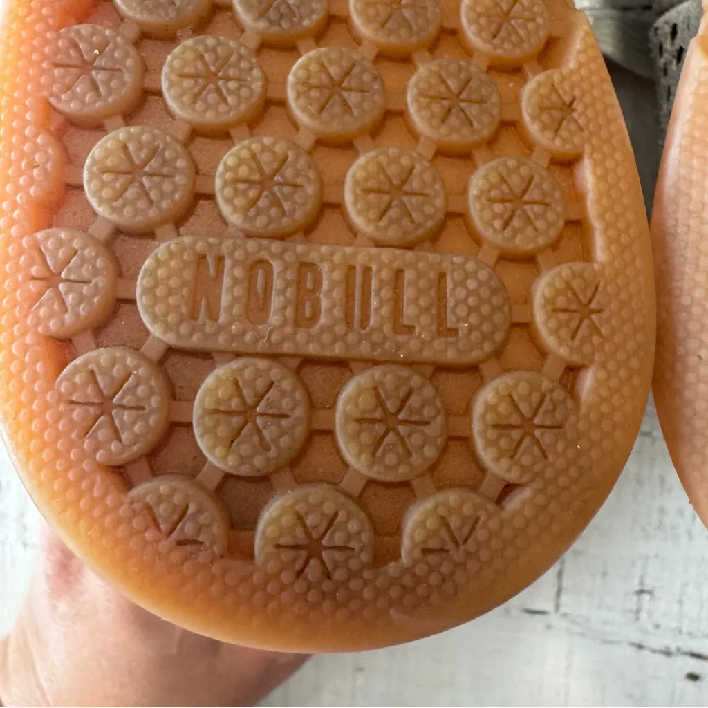 No Bull Suede Mid Trainers in Dust Women’s size 8.5 Men’s size 7 NoBull Sneakers - Image 10