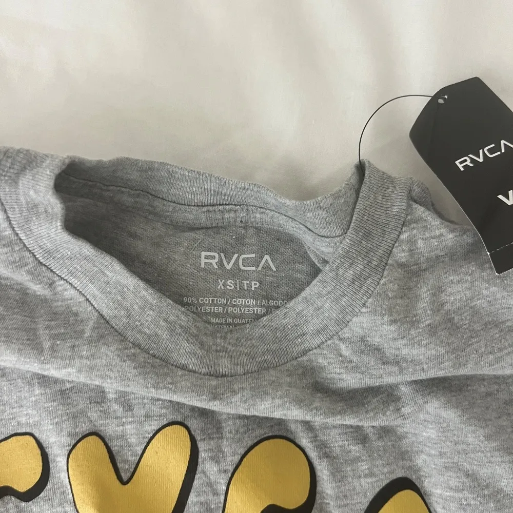 RVCA baby tee - Image 3