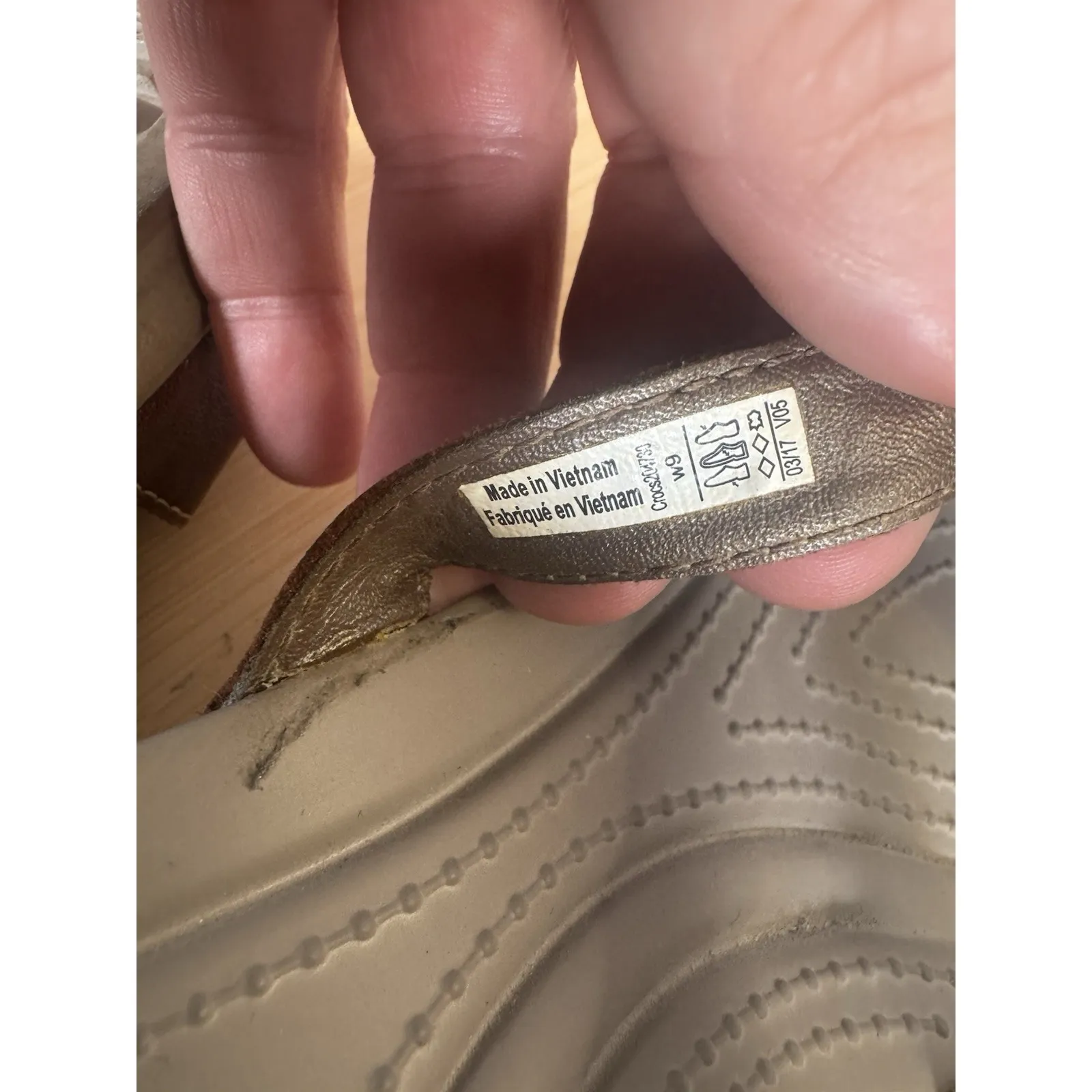 Crocs Leigh-Ann Leather Strap Mini Wedge  Women's  Size 9 Brown Comfort Sandals - Image 10