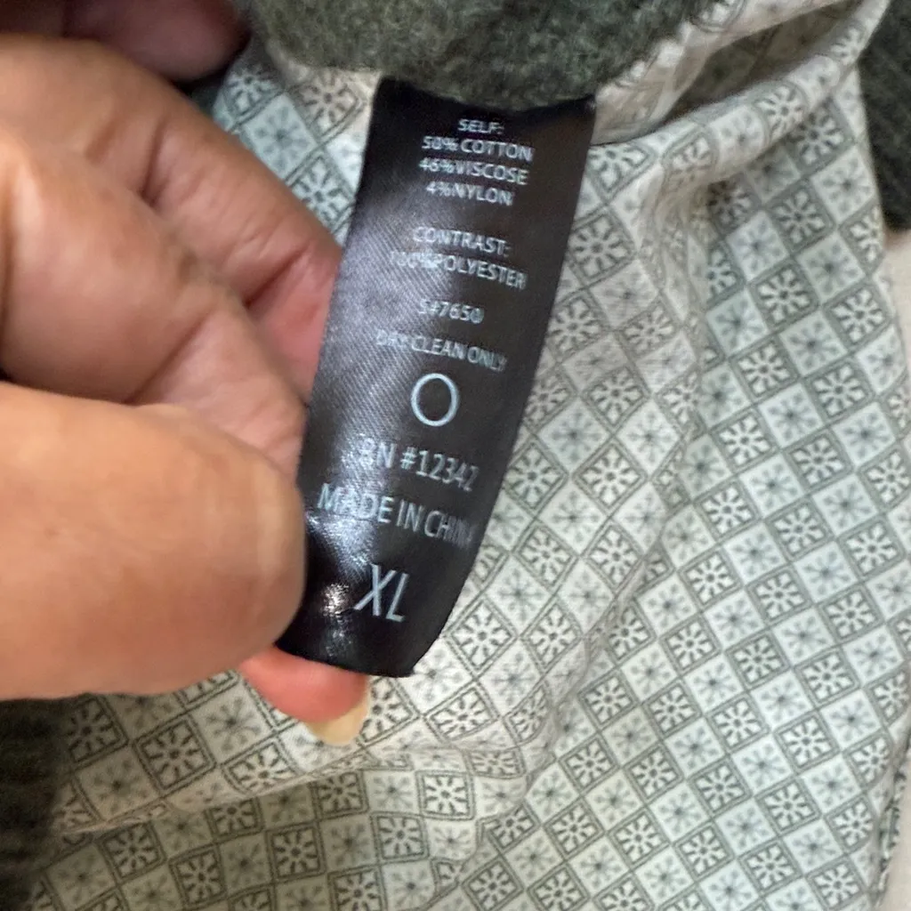 Elegant Dark Green Long Sleeve Women's Top Size XL - Image 5