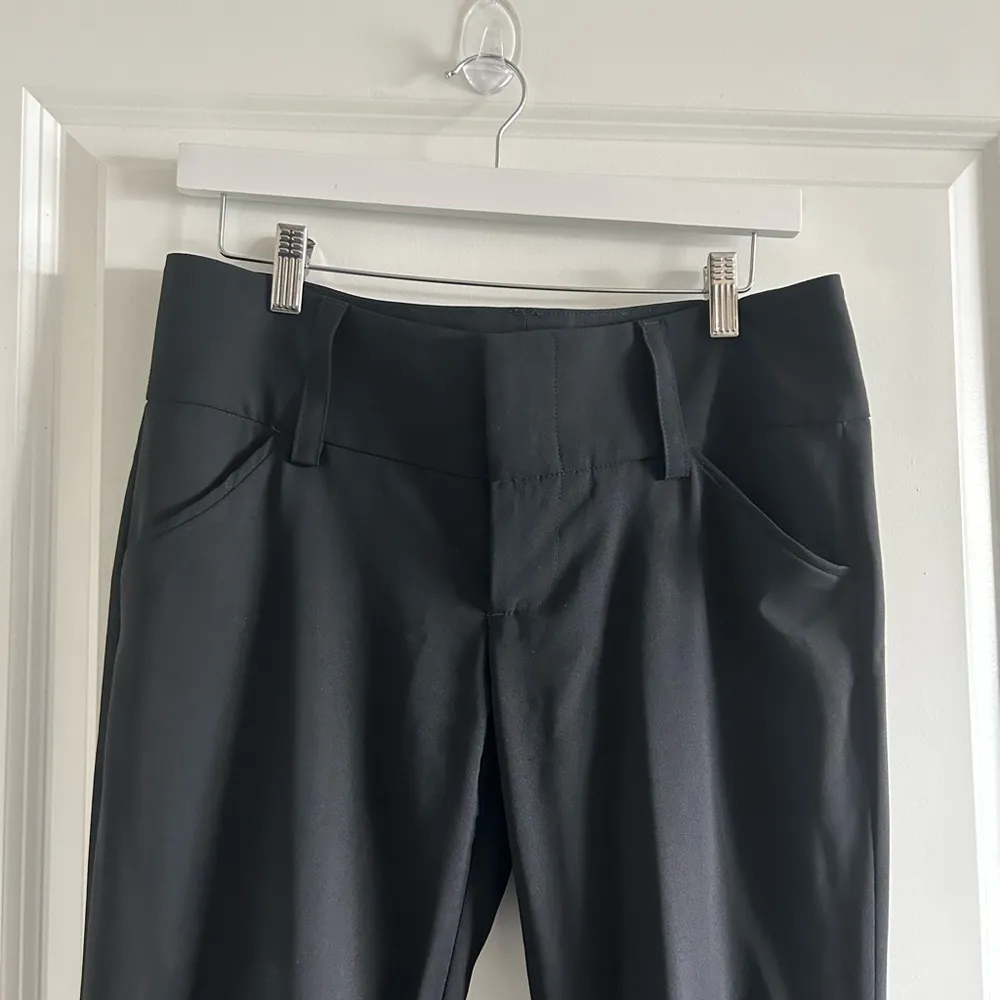 ALICE + Olivia Black Dress Pants Size 6 - Image 2