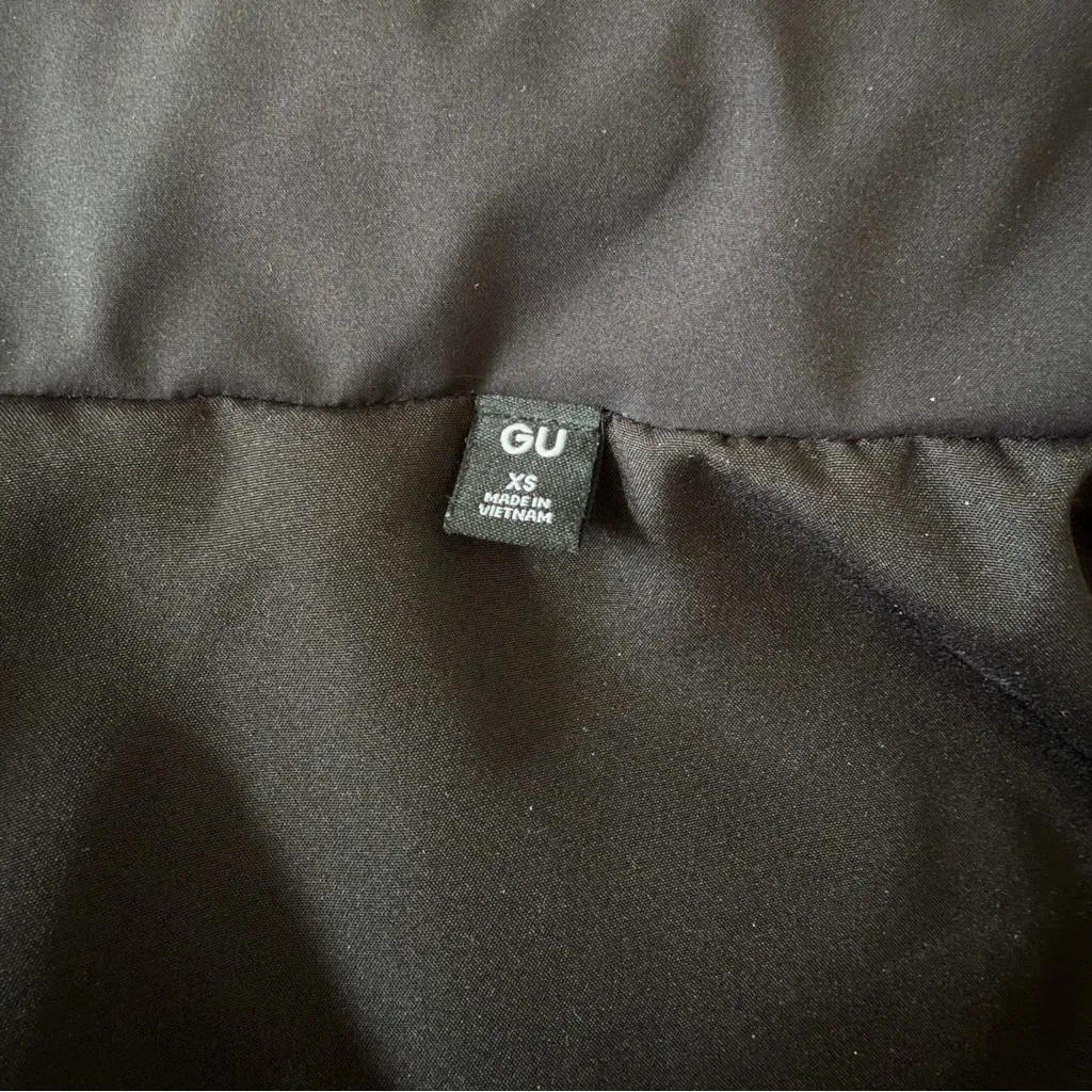 GU Warm Black Padded Women’s Jacket Puffer Jacket Size XS - Image 4