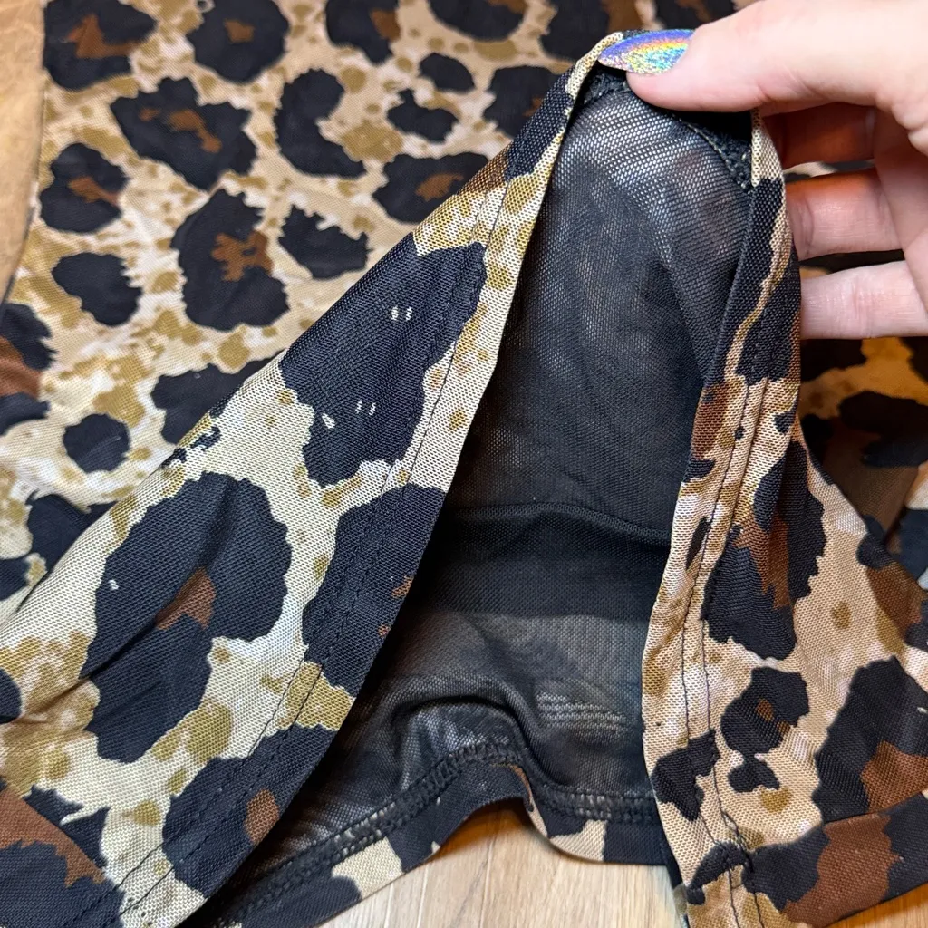 Y2K Spice Girls Short Sleeve Mesh New York and Company Top Size Small Cheetah Brown - Image 4