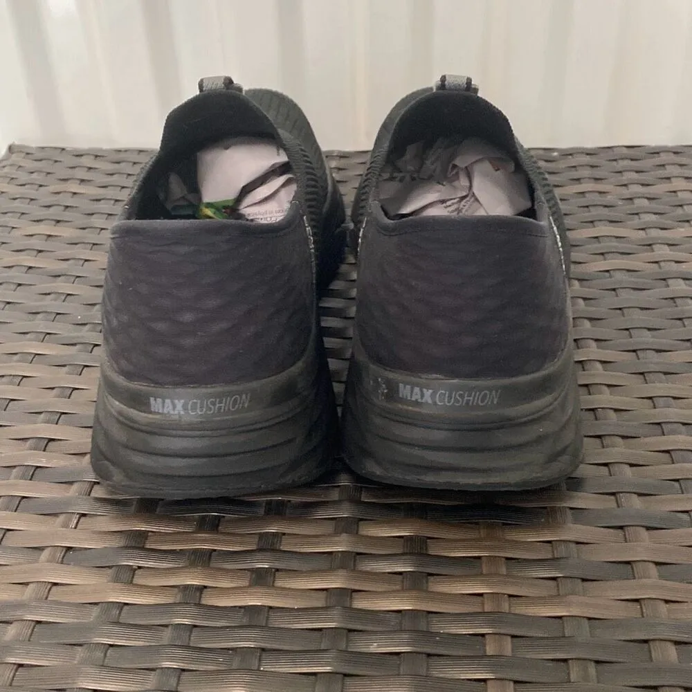 Sketchers sneakers, men’s size 9.5 - Image 4