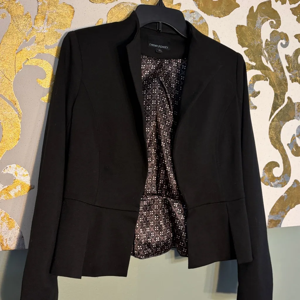 Cynthia Rowley Size Small Black Pleated Blazer - Image 4