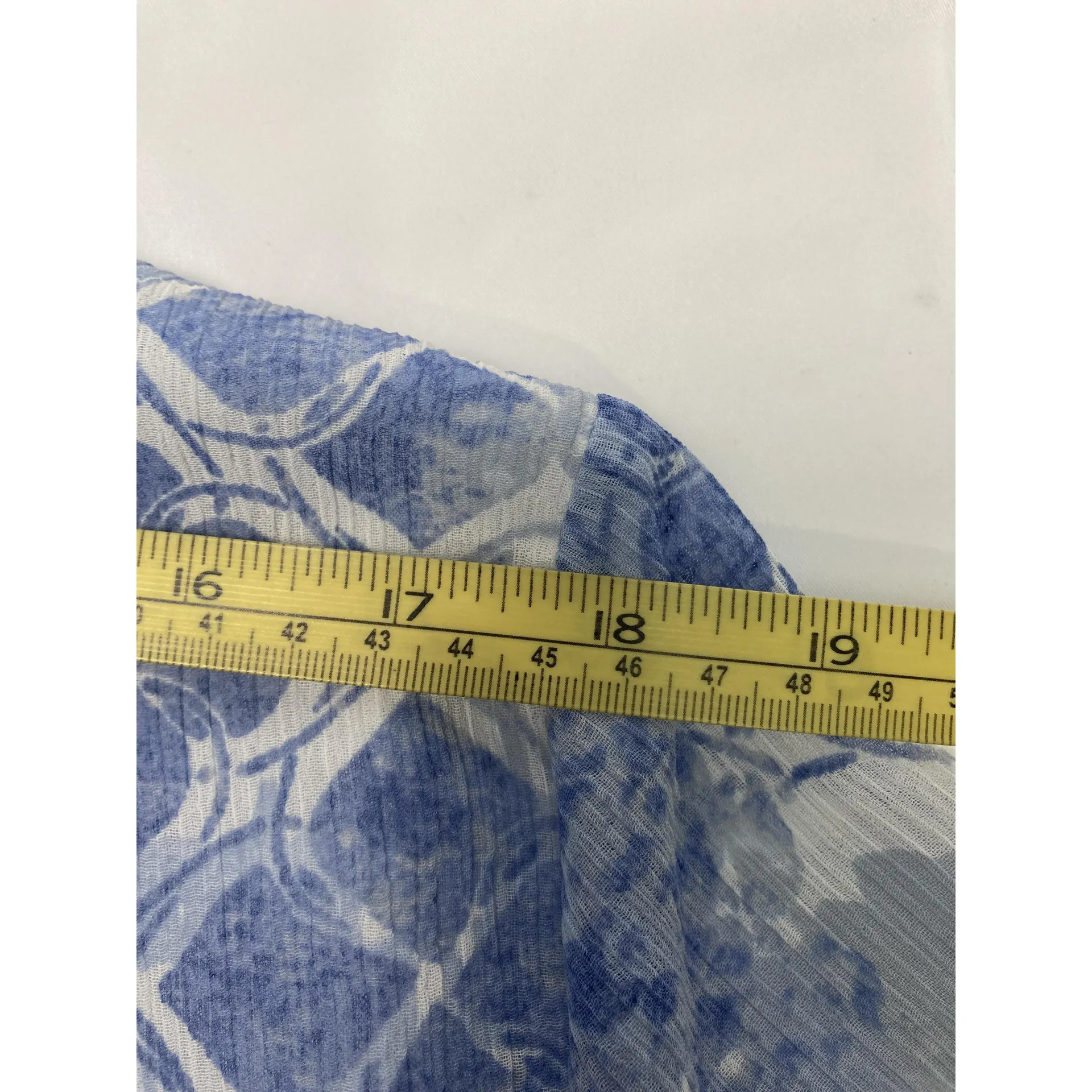 Alfred Dunner Blue White Abstract Pattern Short Sleeves‎ Button Up Blouse 16 - Image 7