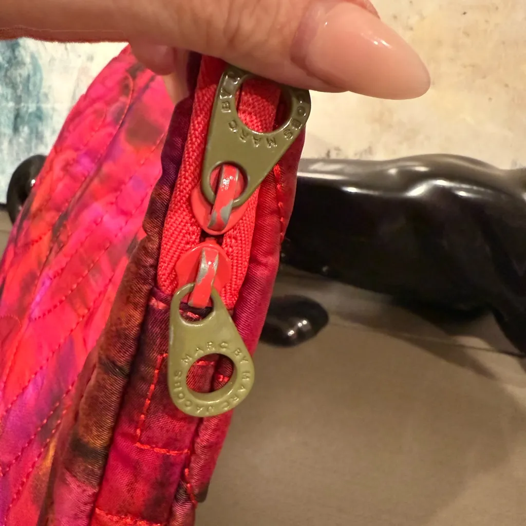 Marc by Marc Jacobs Quilted Laptop Tablet Sleeve Tie Dye Red Pink 13” - Image 5