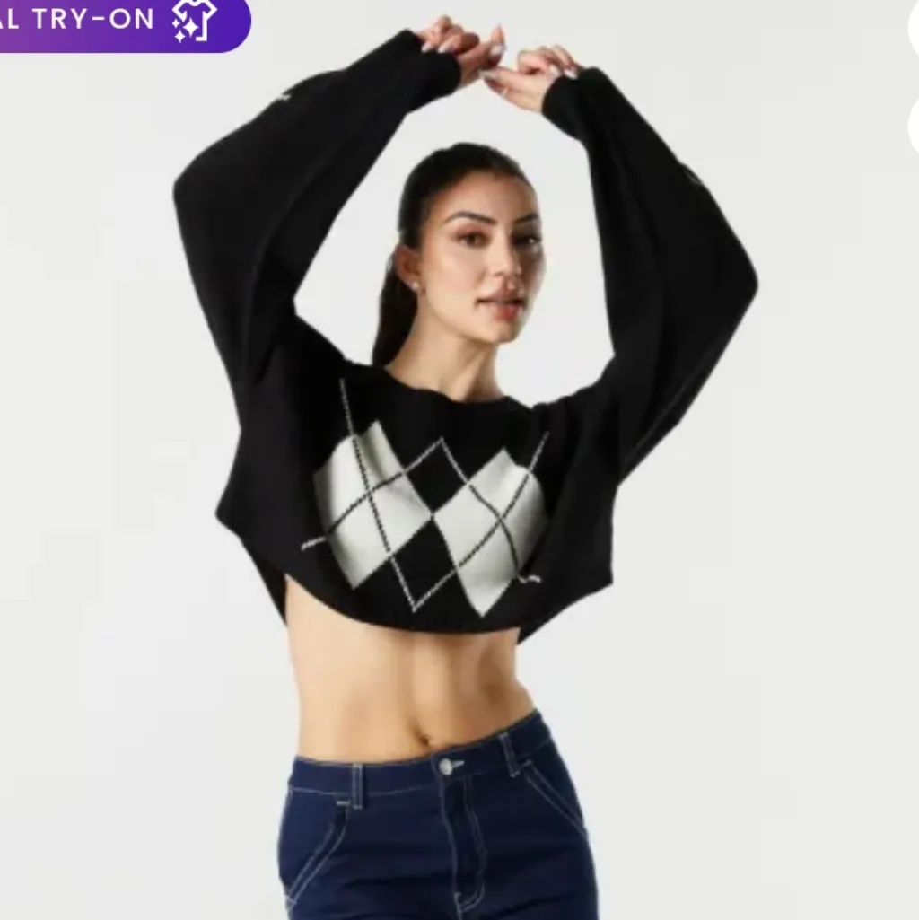 Black & White Argyle Crop Sweater Y2K Aesthetic - Image 2