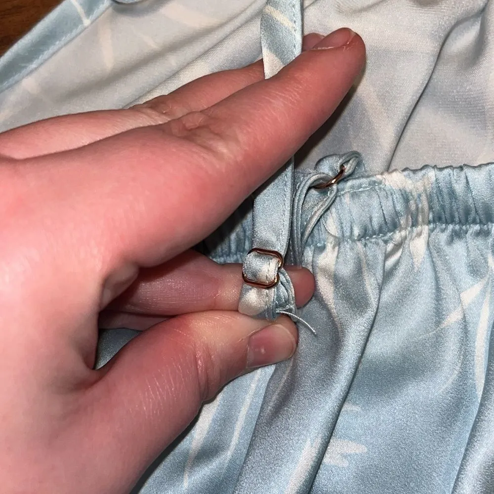 Women’s Lauren Conrad satin ruffle cami & short pajama set in spring vine sleep - Image 4