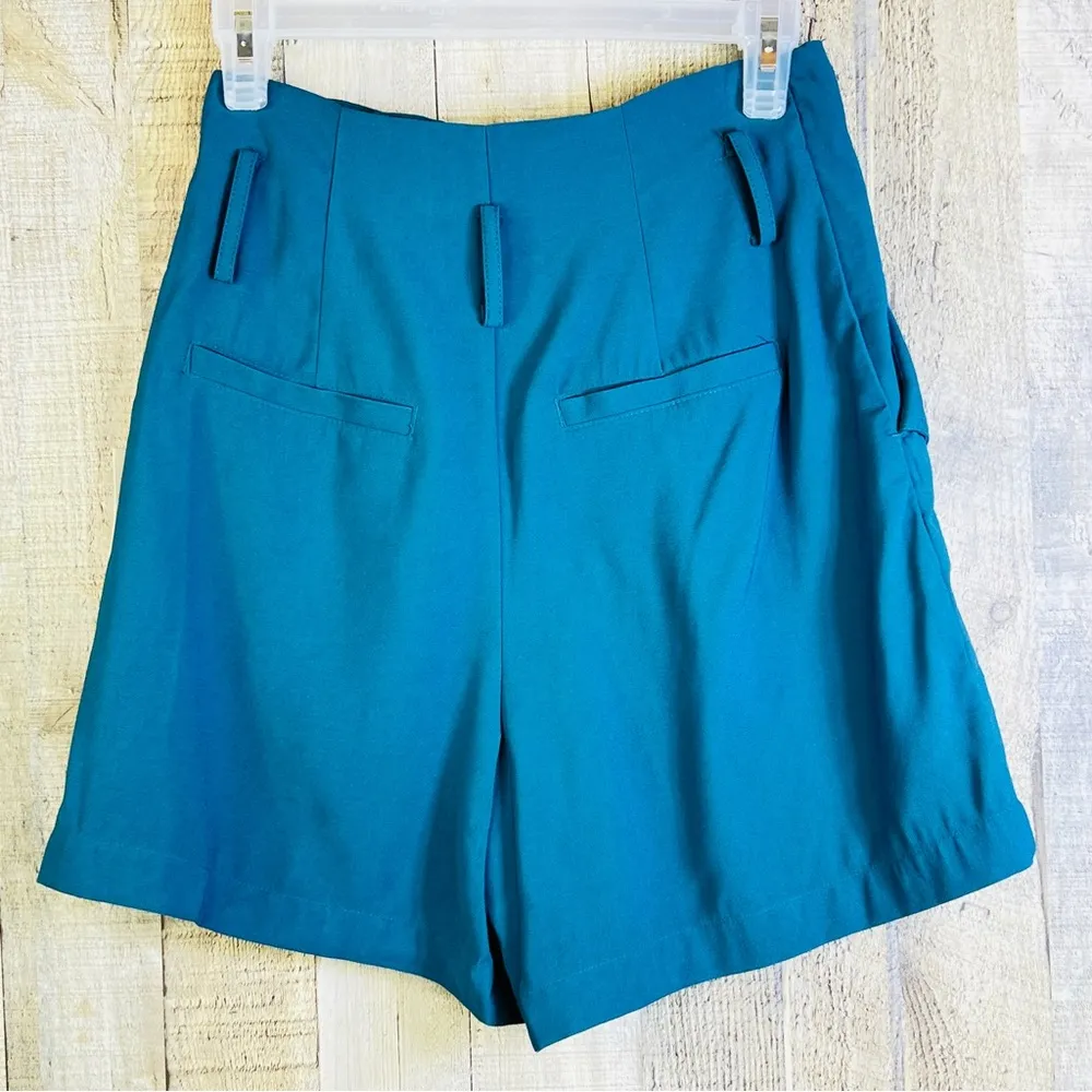 A New Day Size 2 Teal Shorts w/Front Pockets & Belt Loops & Zipper Closure - Image 2